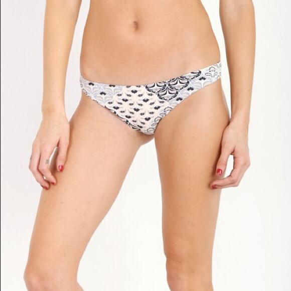 REVOLVE Eberjey M Grey Boho Floral Cheeky Low Rise Bikini Swimsuit Bottoms - Picture 3 of 10